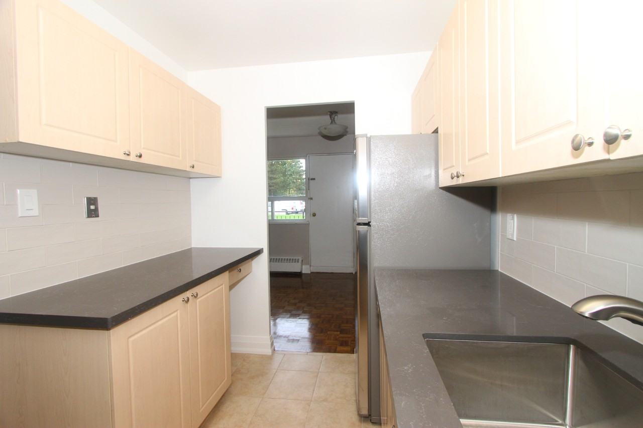 50 East Street - Photo 4 of 6