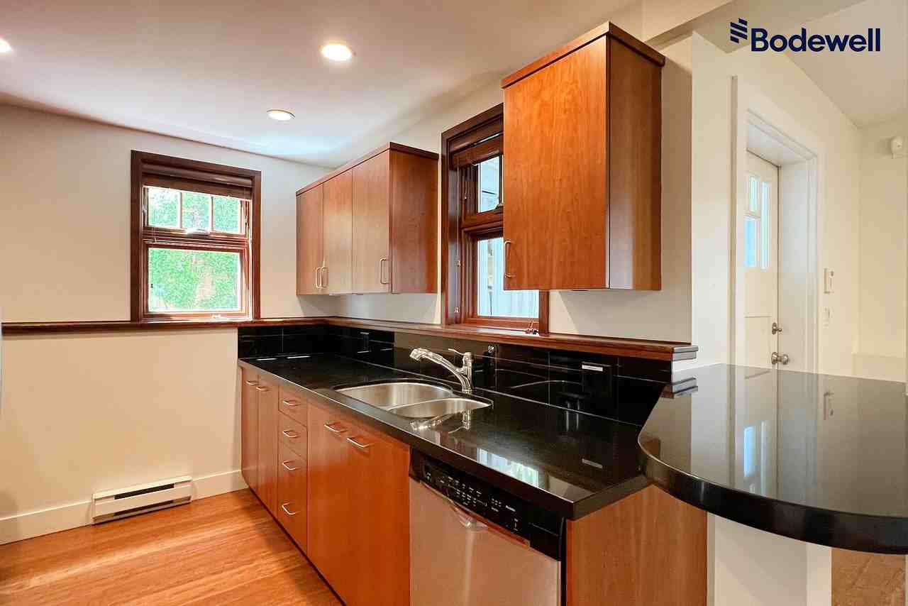 2507 W 8th Ave - Photo 7 of 20