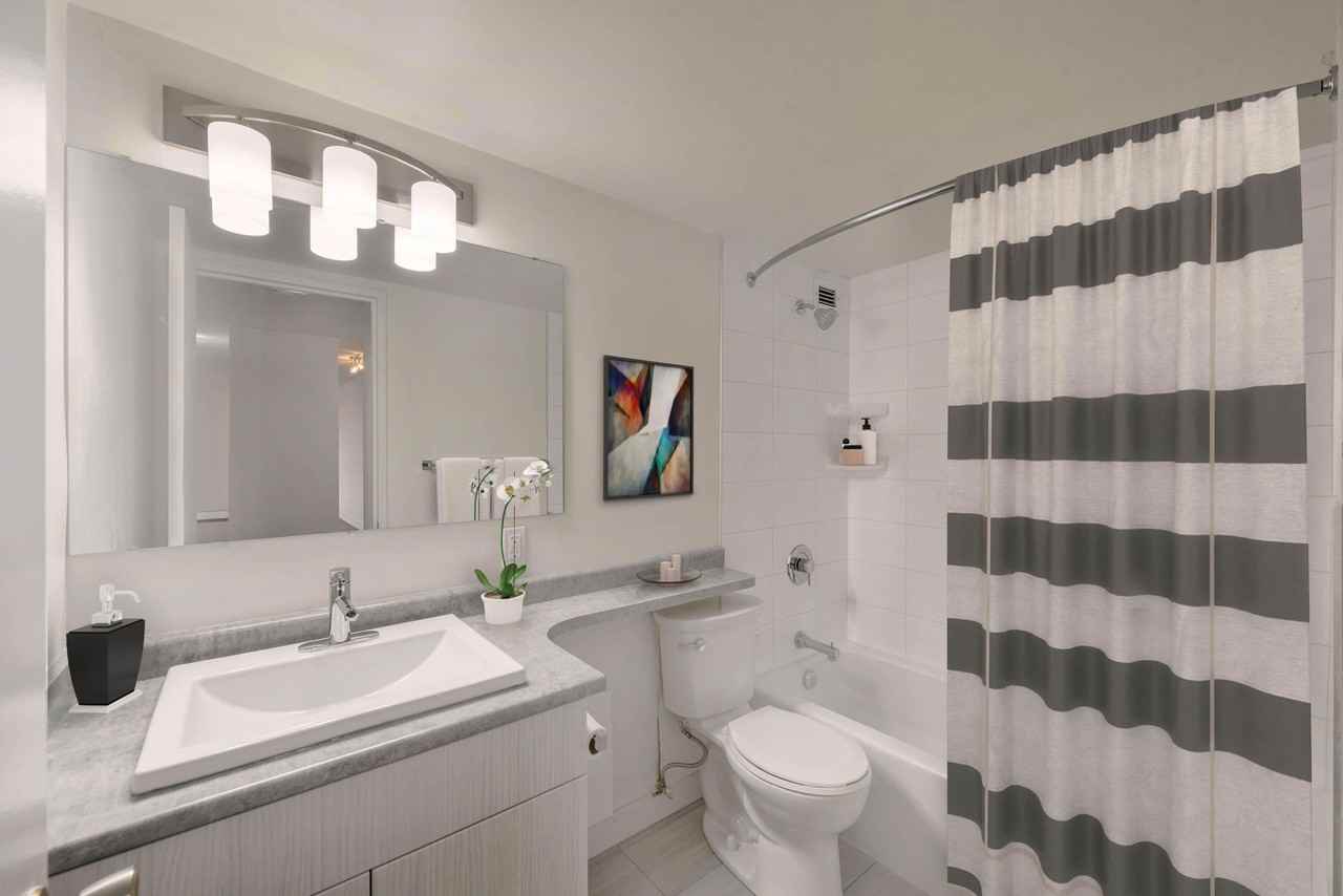 Fort Garry House - Photo 6 of 13