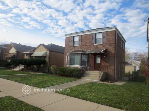 8228 S Christiana Ave - Photo 2 of 18