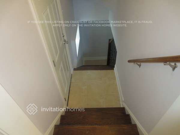 8228 S Christiana Ave - Photo 6 of 18