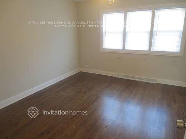 8228 S Christiana Ave - Photo 7 of 18