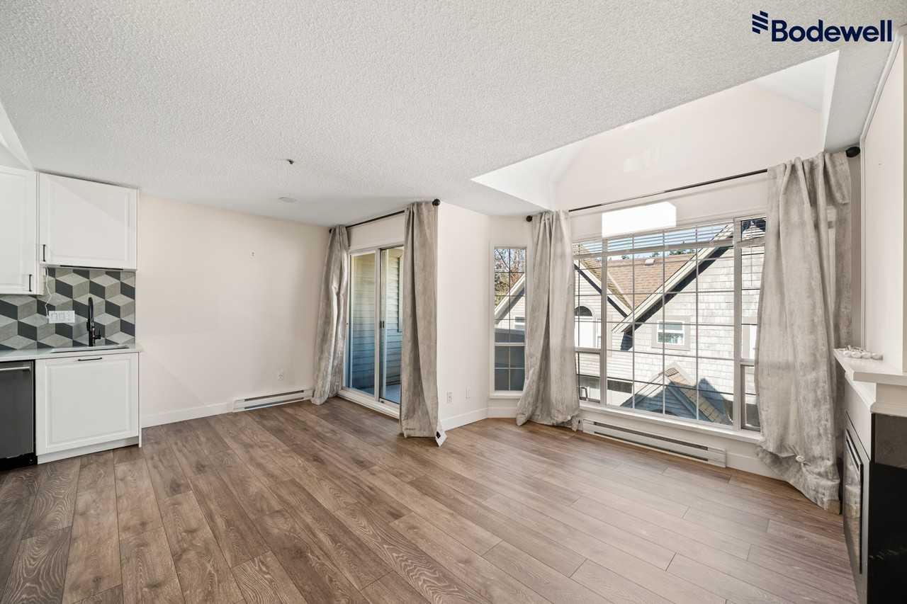 Ballentyne Square - Photo 2 of 20