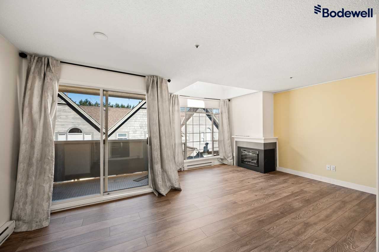 Ballentyne Square - Photo 3 of 20