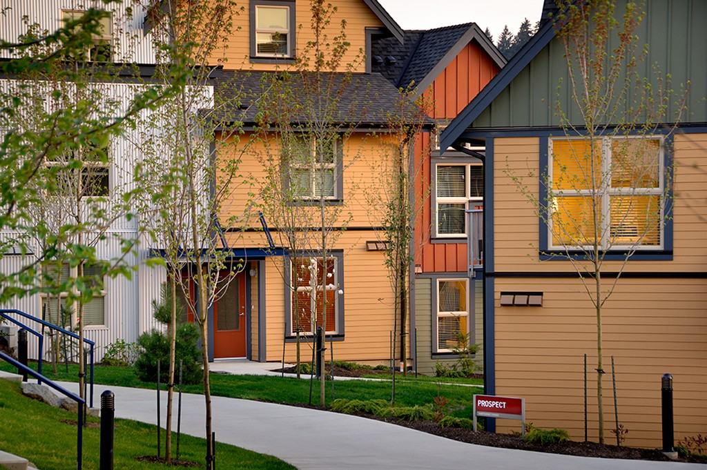 Hawthorne Corner - Photo 3 of 47