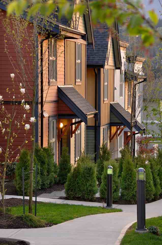 Hawthorne Corner - Photo 4 of 44