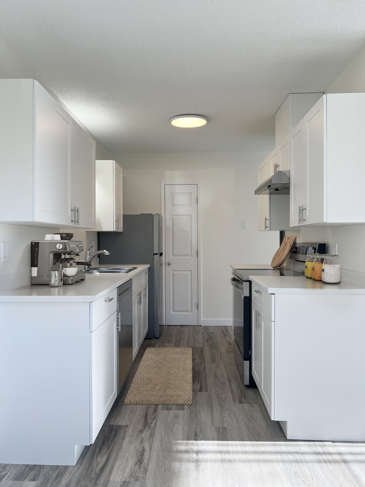 Oceanview Apartments - Photo 5 of 24