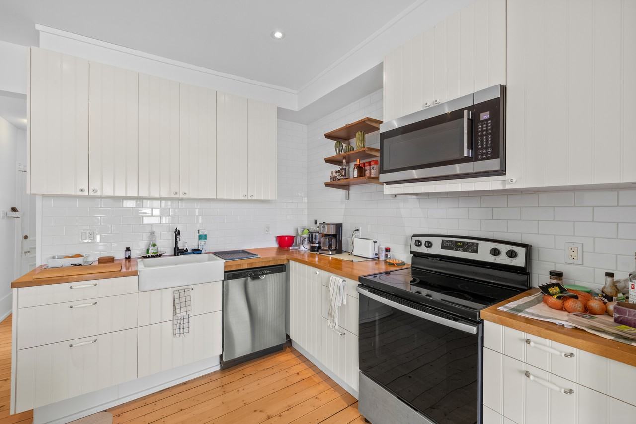 4425 de Bordeaux - Photo 2 of 10