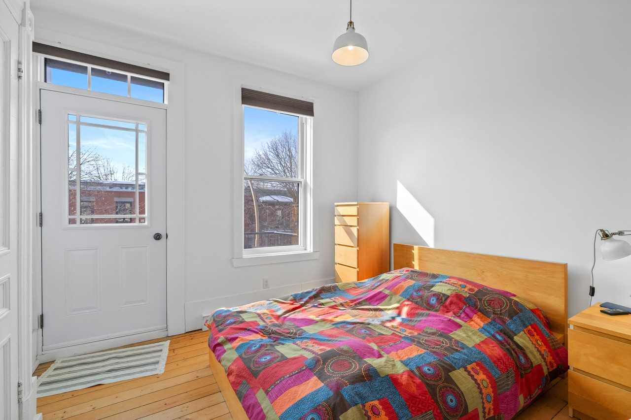 4425 de Bordeaux - Photo 5 of 10