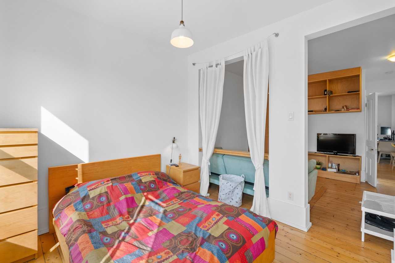 4425 de Bordeaux - Photo 6 of 10