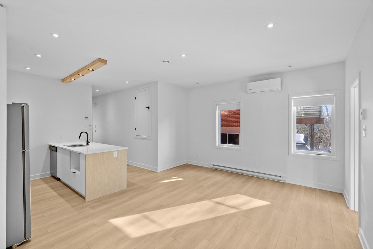 1898 Rue de Beaurivage - Photo 3 of 13