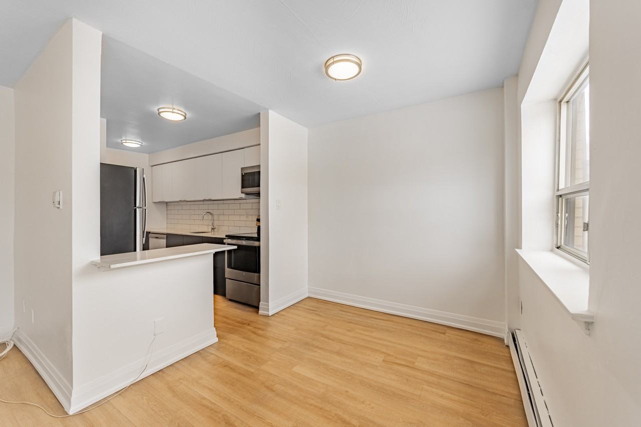 2-20 Clement Road, 11-31 Sedgeley Drive - Photo 3 of 23