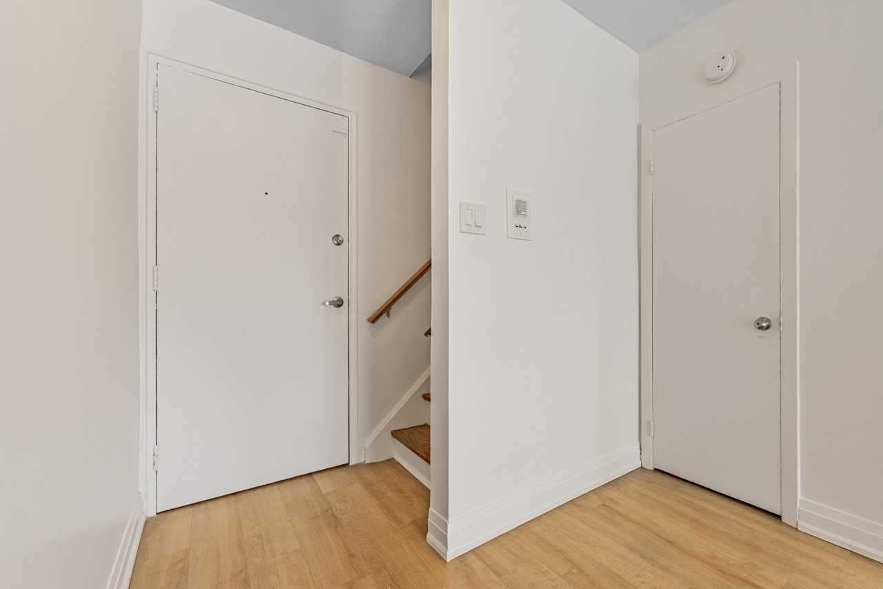 2-20 Clement Road, 11-31 Sedgeley Drive - Photo 7 of 23