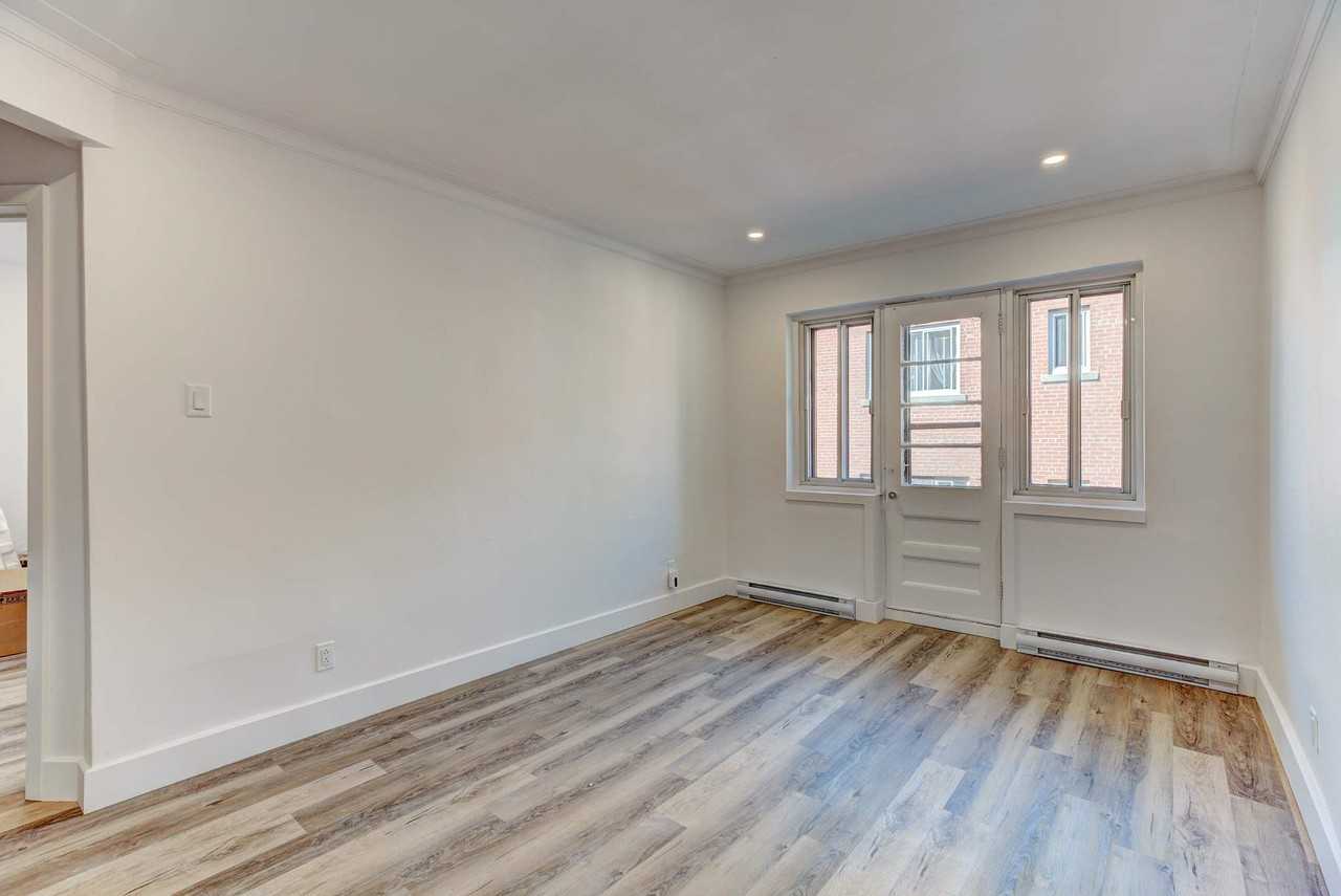 5820 Souart - Photo 4 of 9