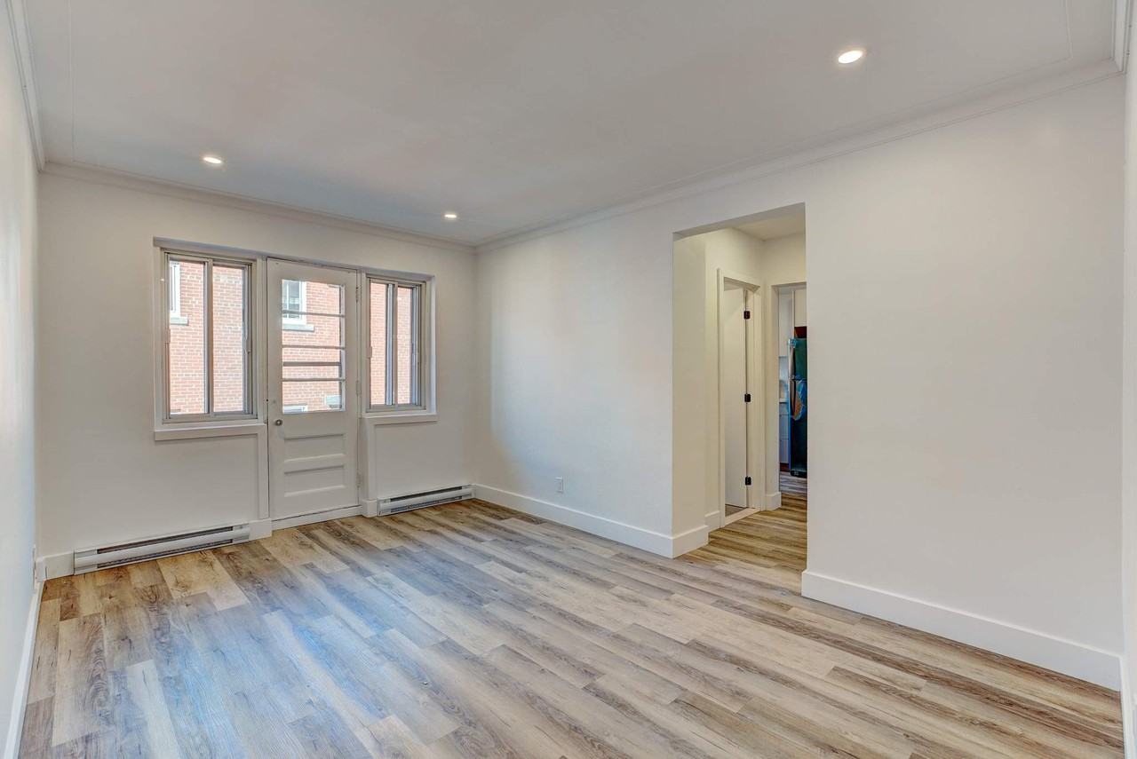 5820 Souart - Photo 5 of 9