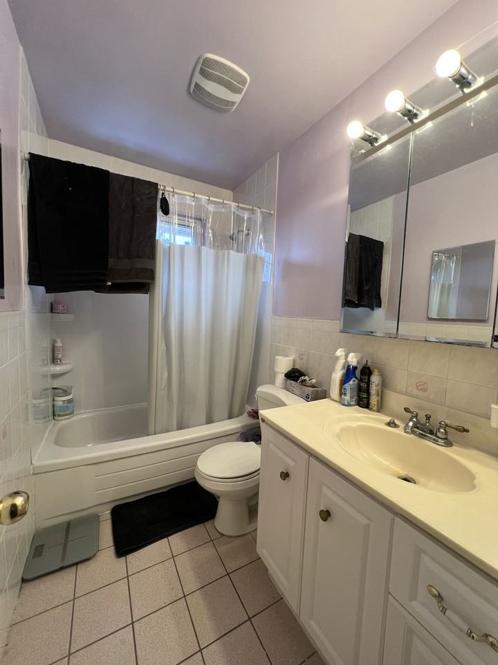 49 Meadowlands Drive West - 1 - Photo 7 of 7