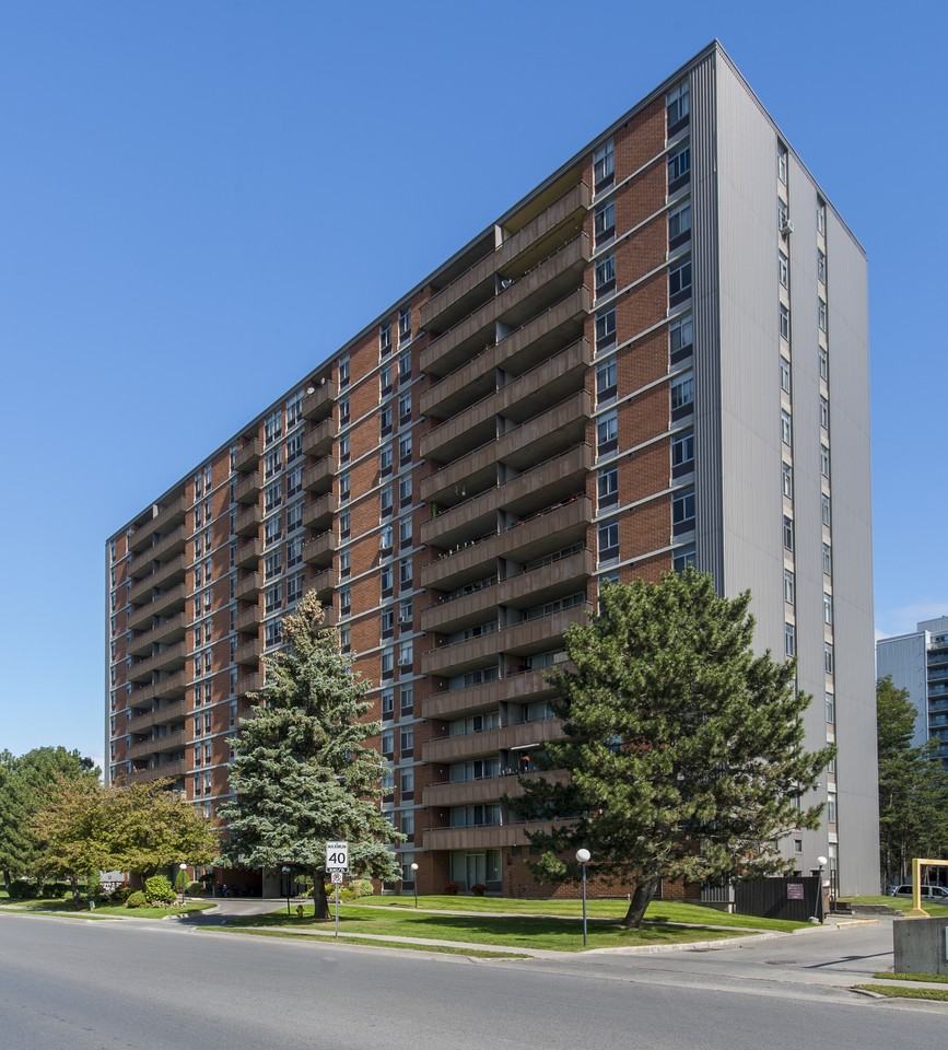 Centennial Place - Photo 2 of 5