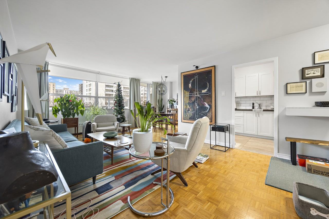 30 Esterbrooke Avenue - Photo 5 of 16