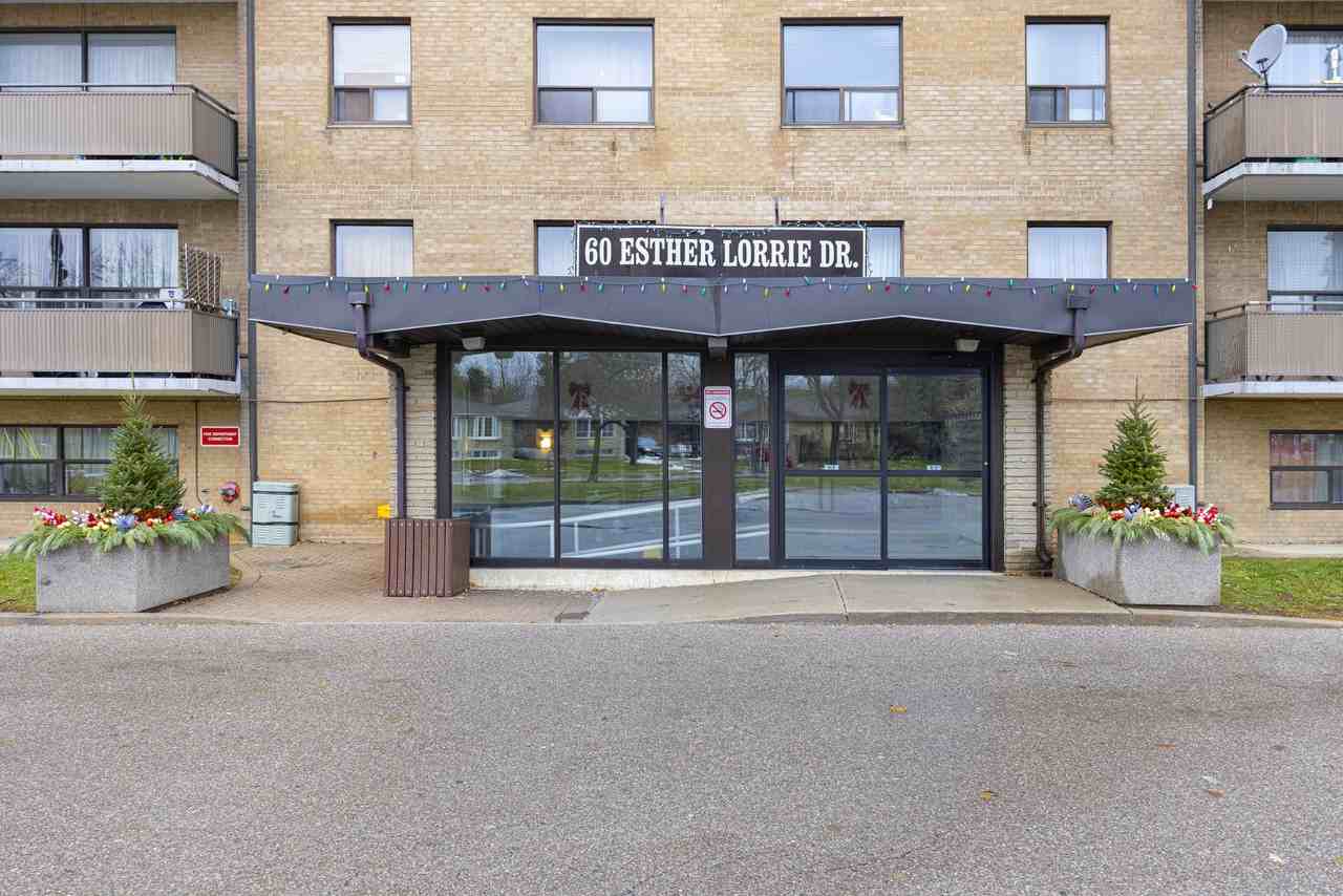 60 Esther Lorrie Drive - Photo 3 of 10