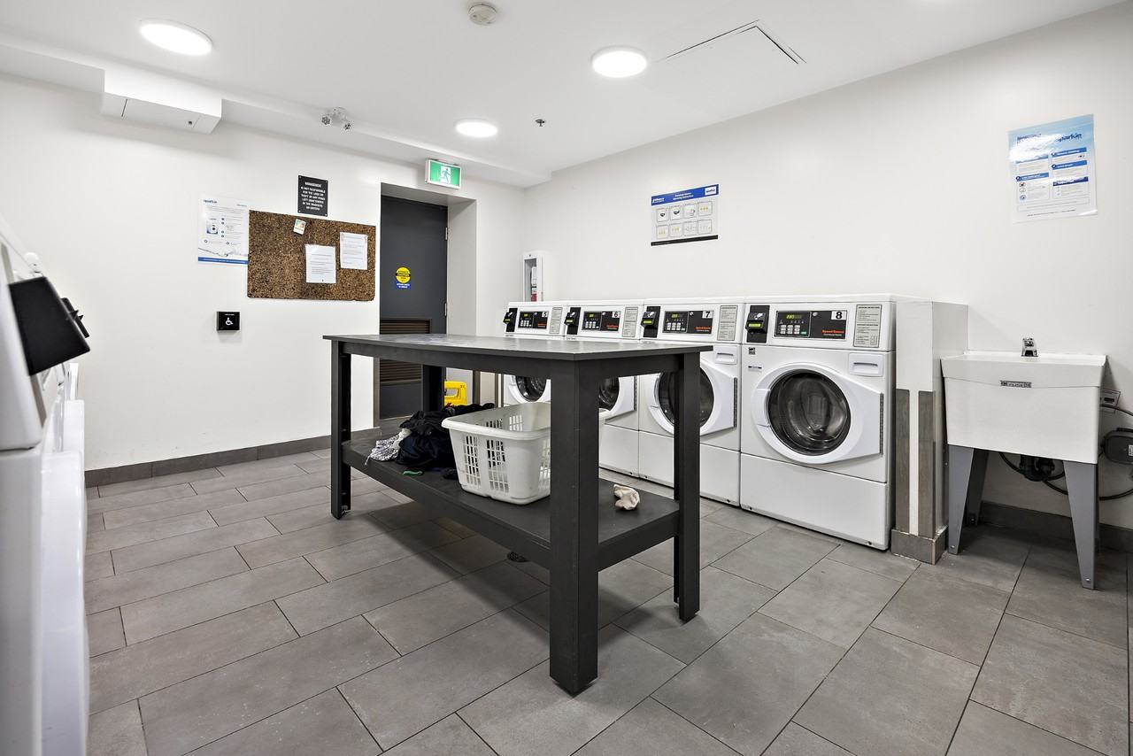 60 Esther Lorrie Drive - Photo 6 of 10