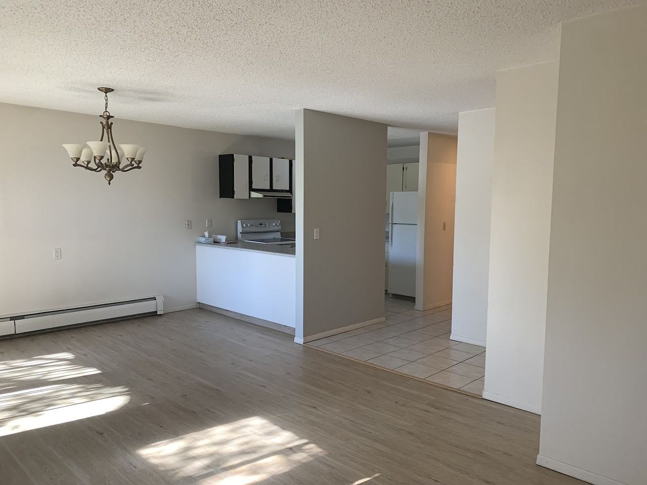 7915 112 Avenue Northwest 202, Edmonton, Alberta, Canada, T5B 2J8 - Photo 2 of 12