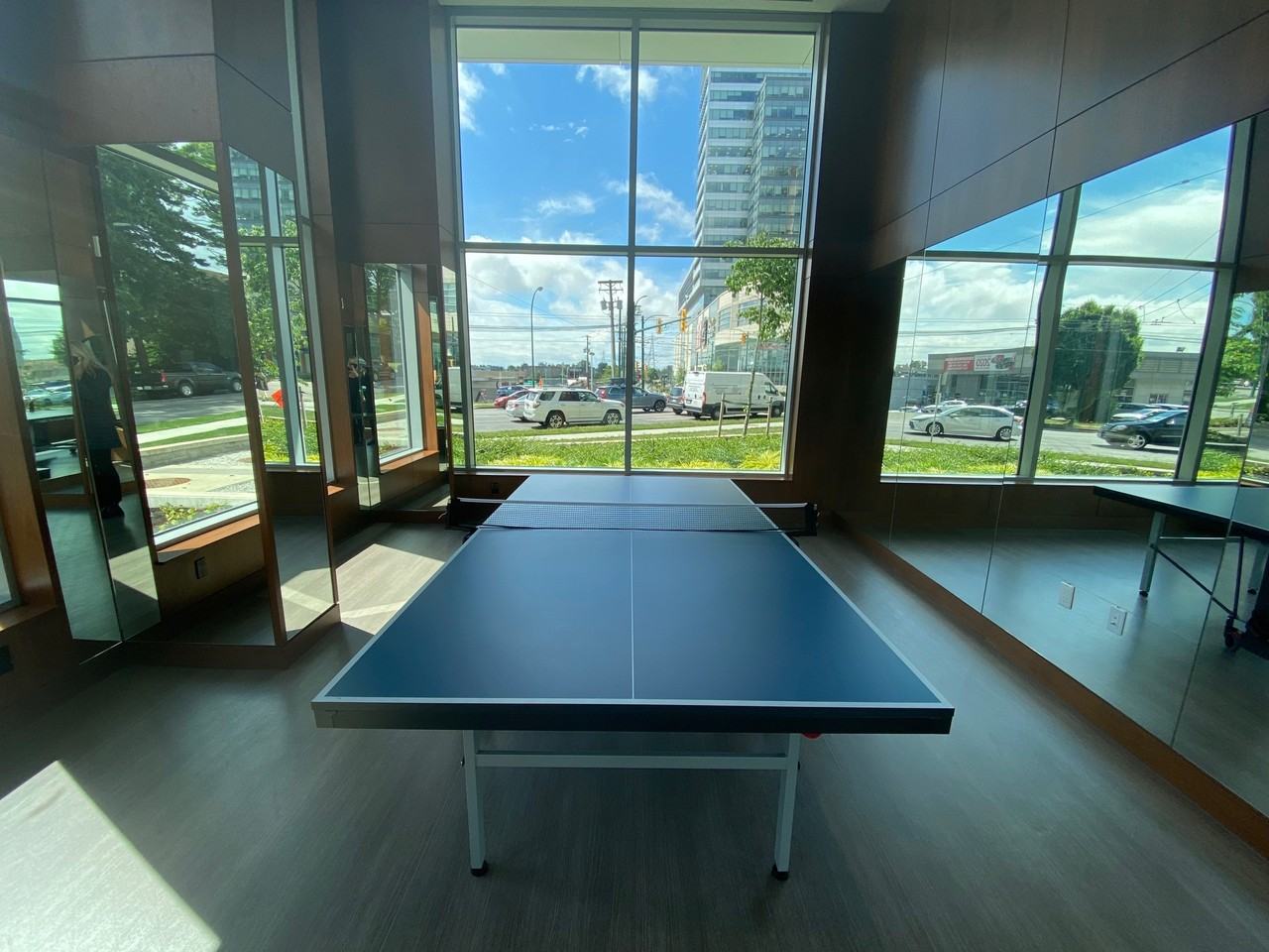 W1 Towers - Photo 6 of 7