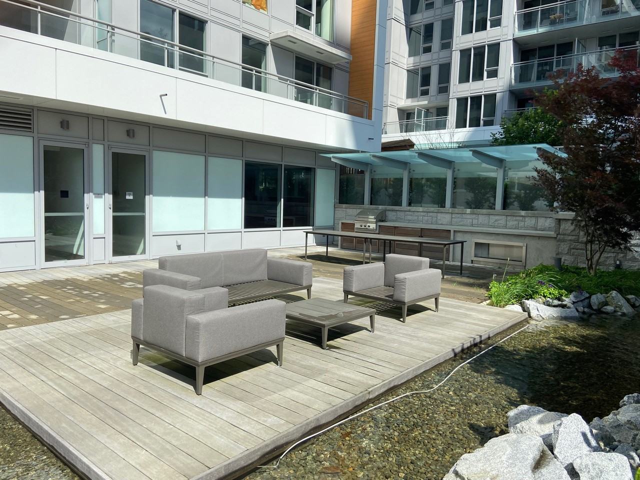 W1 Towers - Photo 7 of 7