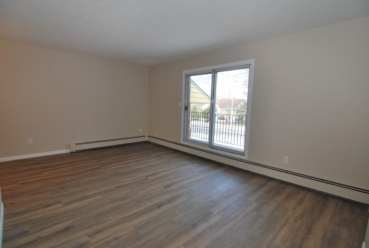 Whispering Pines - Photo 6 of 15