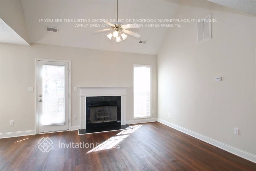 1616 Battle Ln - Photo 4 of 18