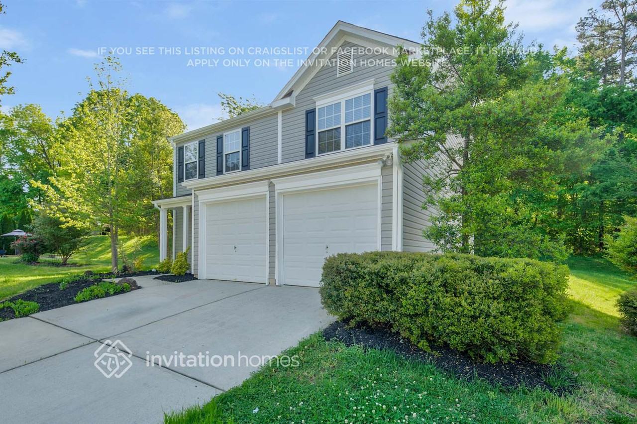 1418 Highfield Ct - Photo 3 of 26