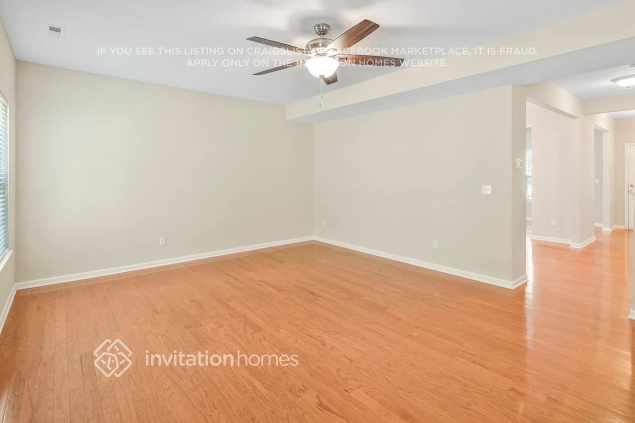 3423 Ashley View Dr - Photo 2 of 13