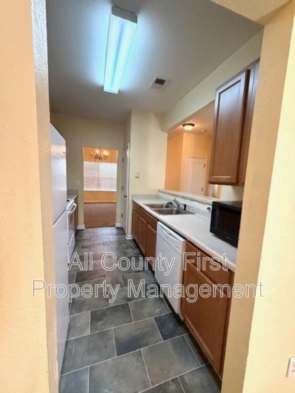 1368 Rogers Trce - Photo 3 of 24