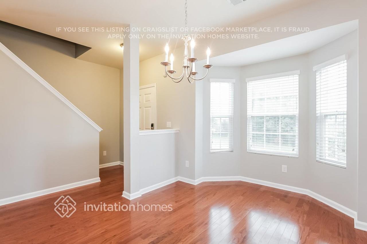 5203 Winterale Ct - Photo 3 of 21