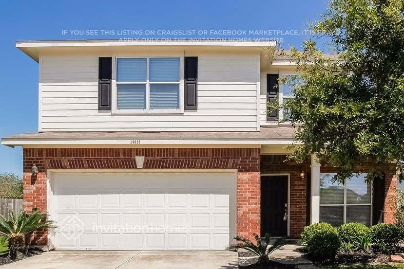 19026 Telford Way - Photo 3 of 27