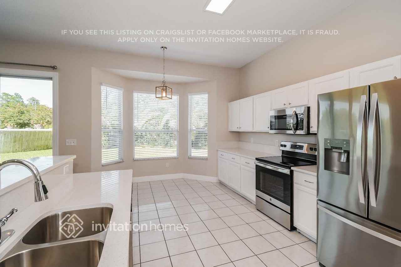 13129 Tamarisk Ct - Photo 6 of 16