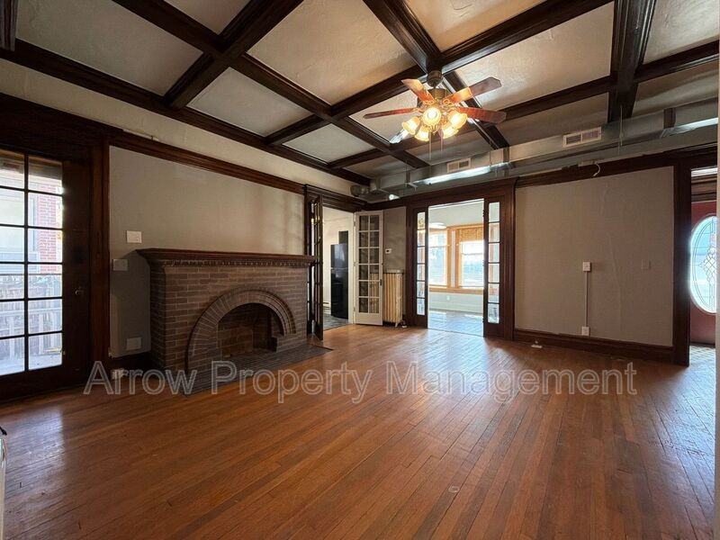 1414 C St #2 - Photo 3 of 11