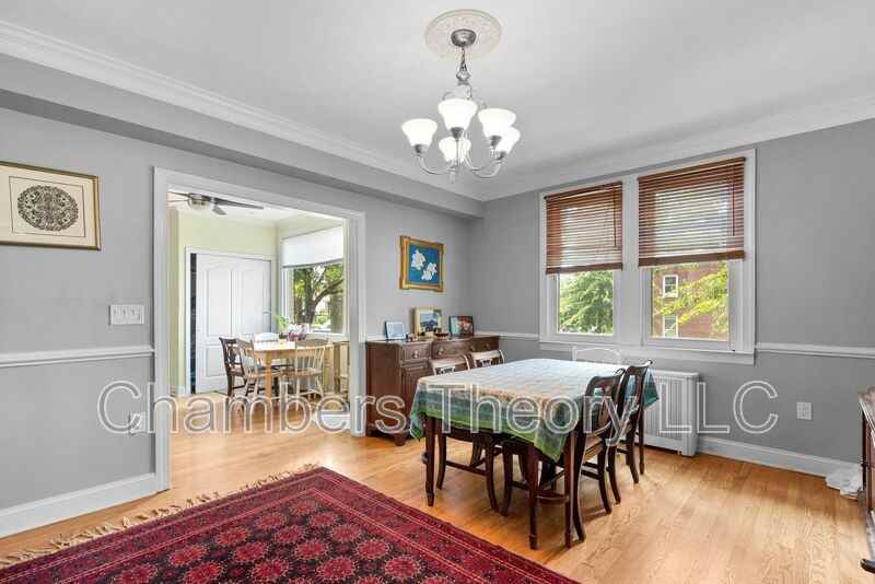 5201 2nd St Nw #A - Photo 7 of 29