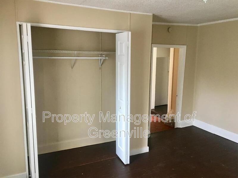 420 West Ave - Photo 2 of 18