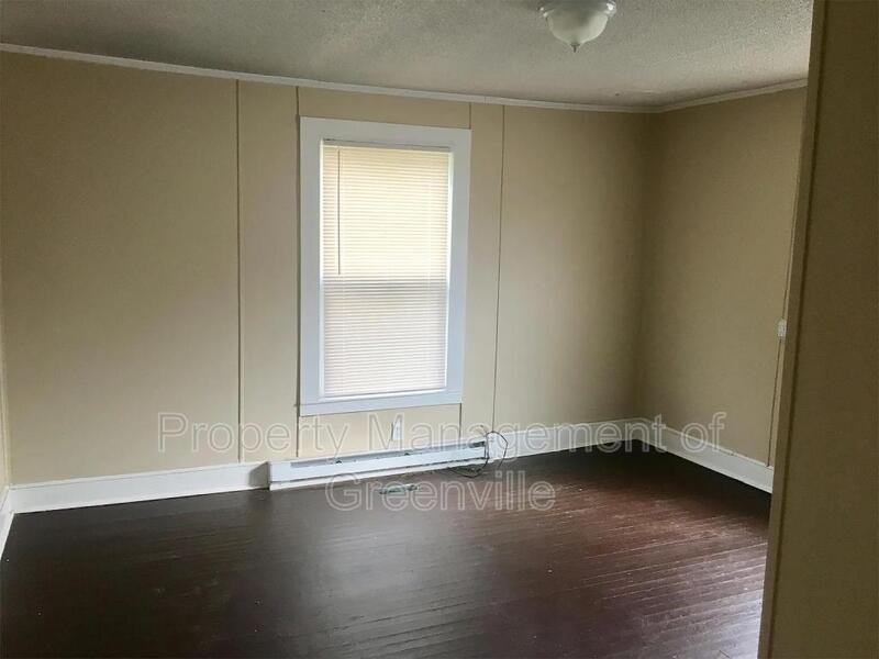 420 West Ave - Photo 4 of 18