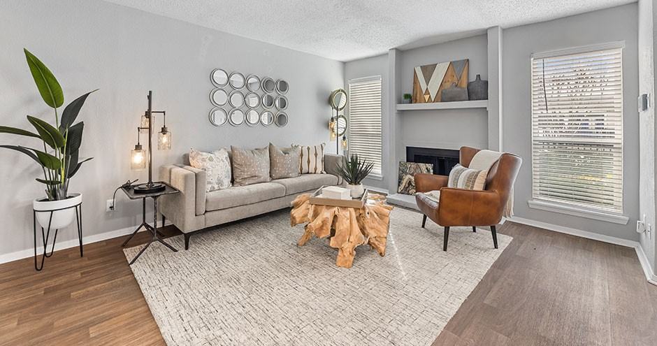 The Oakley - Photo 4 of 28