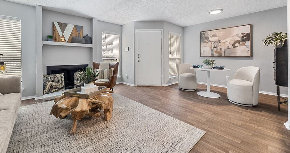 The Oakley - Photo 5 of 28