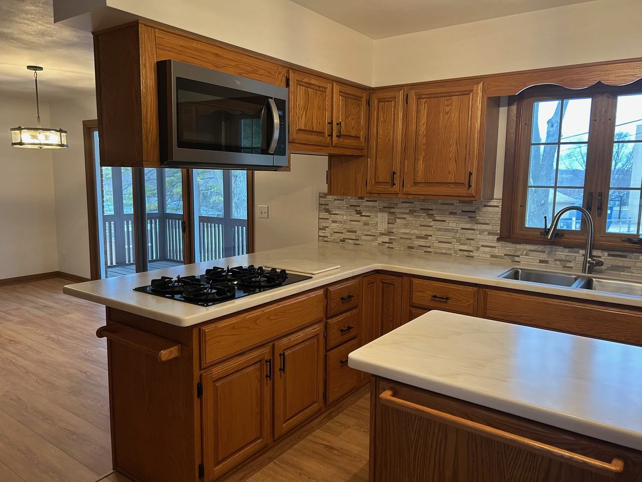 1511 Hillcrest Court - Photo 6 of 22