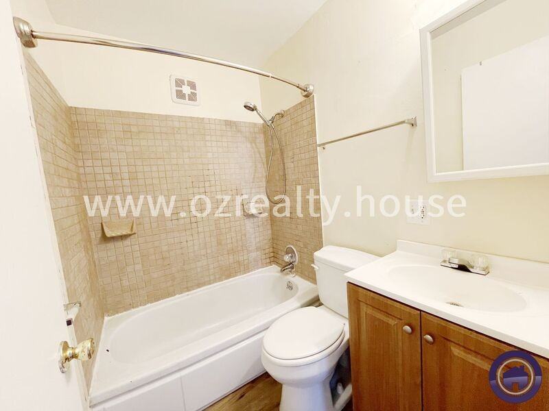 811 Annabelle Dr - Photo 4 of 13