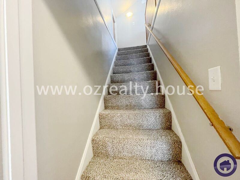 3509 Douglas Rd - Photo 6 of 15