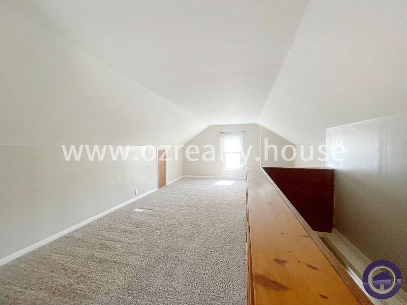 3509 Douglas Rd - Photo 7 of 15