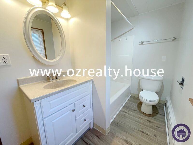 215 E Reed Ave - Photo 6 of 21