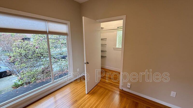 4174 Howe St - Photo 6 of 20