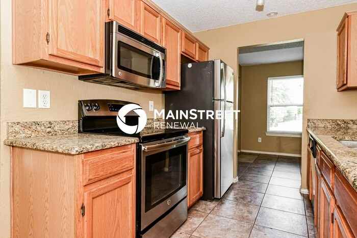 4812 W Creek Ln - Photo 6 of 19