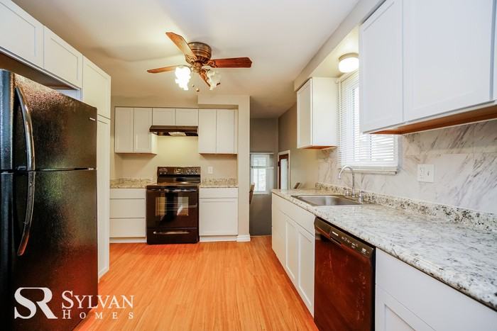 3003 Vernon Ave - Photo 6 of 16