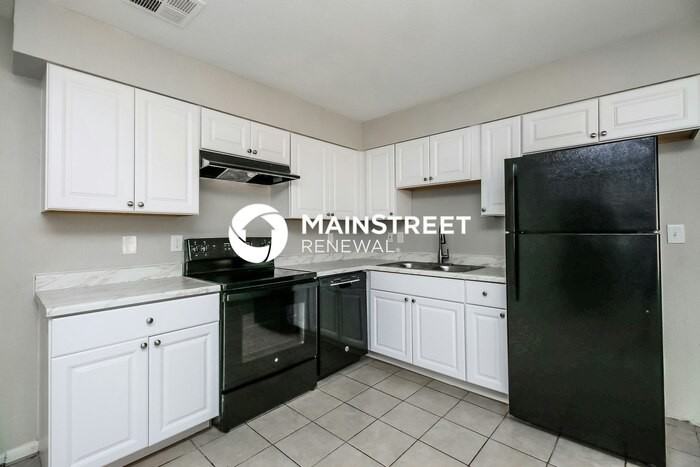 774 E Carla Vista Dr - Photo 7 of 16